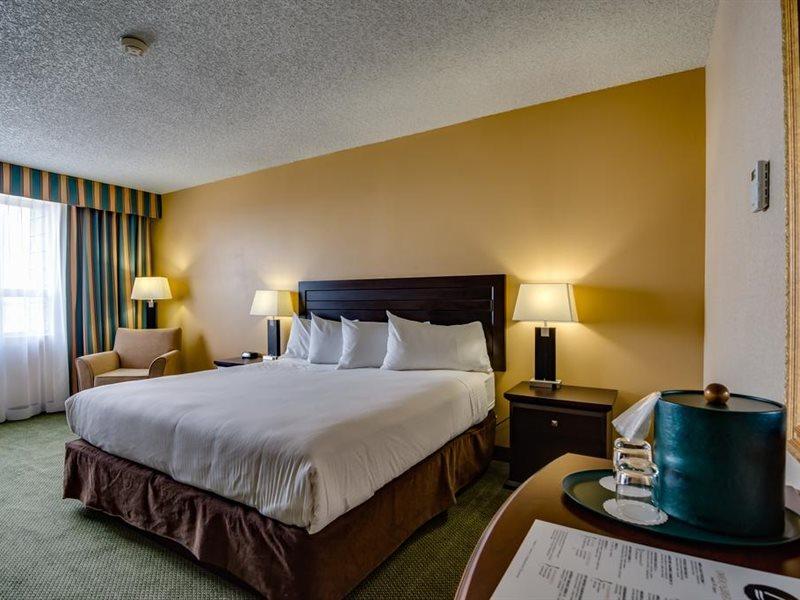 Sawridge Inn And Conference Centre Edmonton South Екстериор снимка