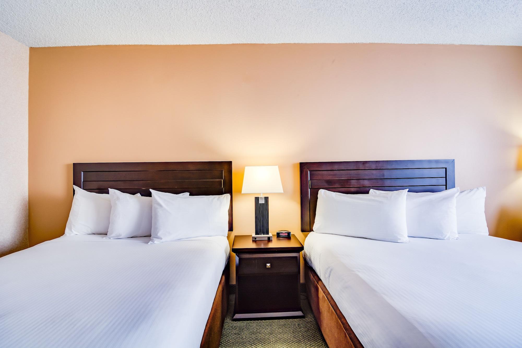 Sawridge Inn And Conference Centre Edmonton South Екстериор снимка