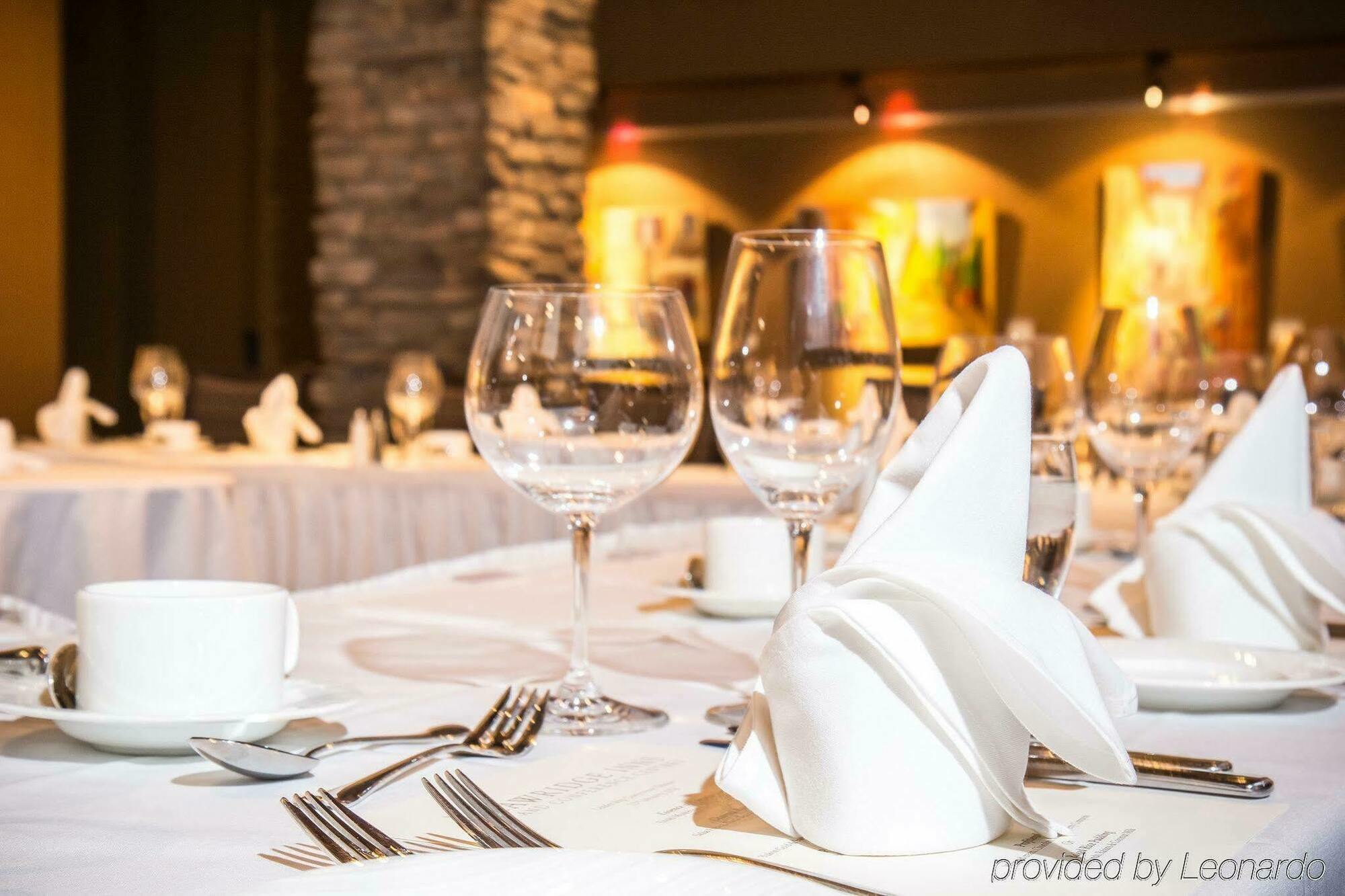 Sawridge Inn And Conference Centre Edmonton South Екстериор снимка